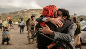 تبادل بیش از ۳۵۰ اسیر میان انصارالله و دولت مستعفی یمن با نظارت صلیب سرخ