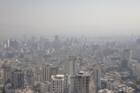 وضعیت قرمز هوای تهران در ۱۳ ایستگاه سنجش کیفیت هوا