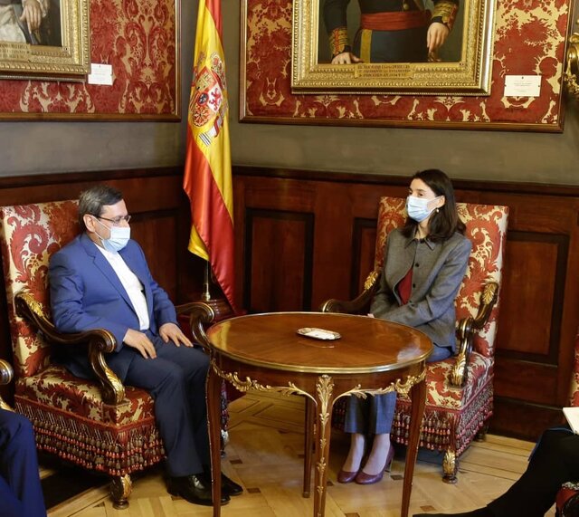 سفیر ایران در اسپانیا: تحریم‌های آمریکا مانع ورود دارو به ایران شده است