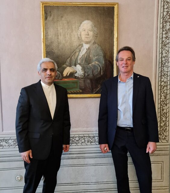 دیدار سفیر ایران در اتریش با دبیرکل صلیب سرخ این کشور