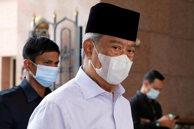 در بحبوحه بحران سیاسی، نخست‌وزیر مالزی به دنبال مجوز اعلام وضعیت فوق‌العاده