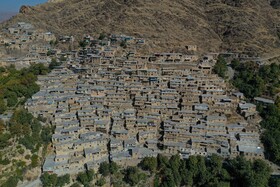 شاید بسیاری از شما تنها، ماسوله و را به عنوان  تنها روستای پلکانی ایران می‌شناسید، اما در کشوری که مناطق کوهستانی زیادی دارد، مگر می‌شود تنها دو روستای پلکانی وجود داشته باشد؟ جالب است بدانید، نیشابور، کردستان، آذربایجان شرقی، چهارمحال بختیاری و خراسان و چند استان دیگر نیز روستاهایی پلکانی زیبا دارند که هر یک در نوع خود بی‌نظیر و چشم نوازند.