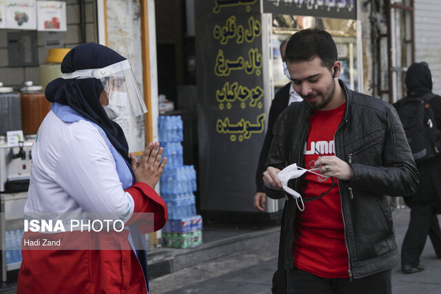 استقرار ۱۲۰۰۰ "آمِر سلامت" در مناطق پرازدحام/ ۸۰۰۰۰ بسته غذایی برای متاثران از کرونا؛ بزودی