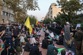 تجمع اعتراضی مقابل سفارت فرانسه در تهران