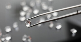 میلیونر انگلیسی مدعی تولید الماس از CO2 شد