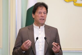 عمران خان معترضان ضد فرانسه را خطاب قرار داد