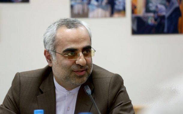 قوانین حمایتی برای فعالان کتاب وضع شود
