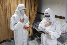 با همت روابط عمومی بیمارستان کامکار قم نخستین بیمارستان پذیرش کننده بیماران مبتلا به ویروس کرونا در کشور و آستان مقدس علی ابن موسی الرضا(ع)،  26 آبان ماه برای دومین بار ارتباط زنده تصویری ویژه کارکنان و بیماران بیمارستان کامکار به منظور زیارت از دور برقرار شد.