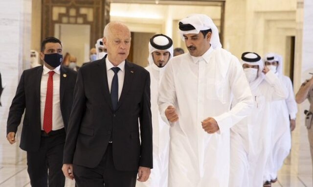 امیر قطر با قیس سعید بحران سیاسی تونس را بررسی کرد