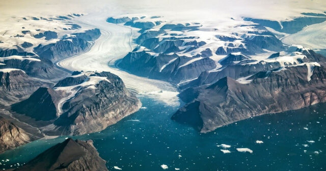 احتمال وجود یک "رود تاریک" 1000 کیلومتری زیر منطقه یخ زده گرینلند