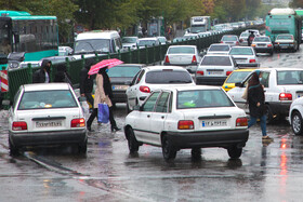 بارش باران پاییزی در نخستین روز آذر