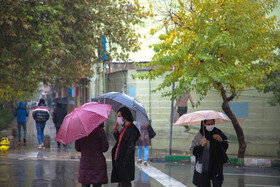 بارش باران پاییزی در نخستین روز آذر