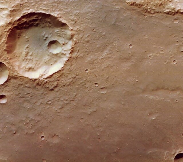 تصاویر جدیدی از دهانه‌های سطح مریخ