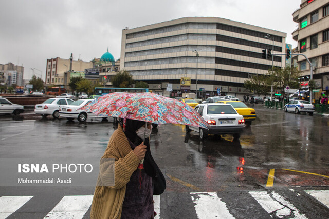 عکس تزئینی است ادامه بارشهای پراکنده در برخی نقاط تا فردا/ سهشنبه آسمان کشور آفتابی است