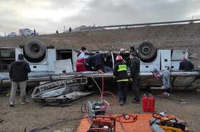 امدادرسانی به ۱۸ مصدوم حادثه واژگونی اتوبوس در خراسان شمالی