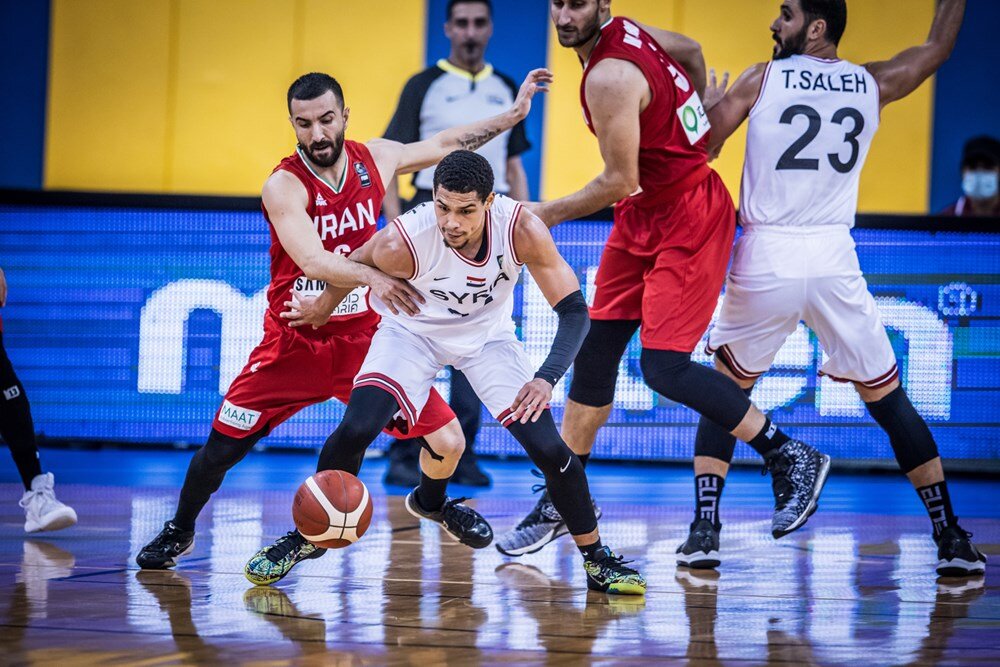 سقوط یک پله‌ای بسکتبال ایران در جهان