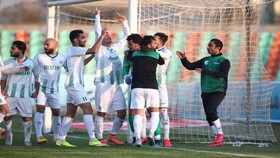 بازیکن مازاد استقلال، ستاره شد