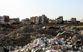 منطقه محمدشهر استان البرز ـ «جامانده»
پس از تخریب ساختمان ها و همچنین عملیات های عمرانی، حجم زیادی نخاله به محل های دفن نخاله ساختمانی منتقل می‌شود که تعدادی از این محل‌ها در نزدیکی مناطق مسکونی هستند.
