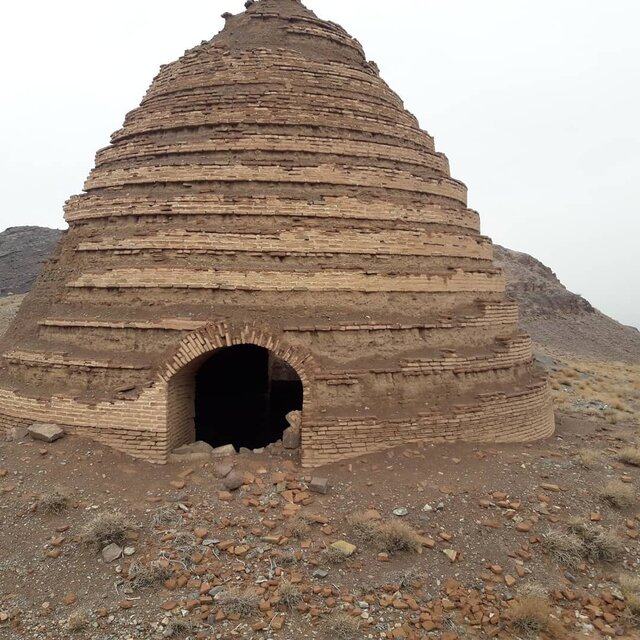 یخچال سنتی زواره و چگونگی استفاده از آن در گذشته