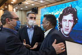 محمود فکری و حجت نظری در دومین مراسم جایزه ناصر حجازی