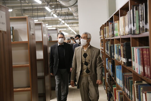 لزوم افزایش توان تحقیقاتی با توجه به کاهش داوطلبان تحصیلات تکمیلی در سال‌های اخیر