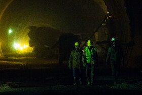 بازدید رئیس سازمان برنامه و بودجه و رئیس بنیاد مستضعفان از فاز دوم آزادراه تهران - شمال