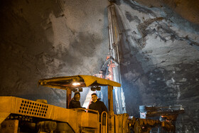 بازدید رئیس سازمان برنامه و بودجه و رئیس بنیاد مستضعفان از فاز دوم آزادراه تهران - شمال