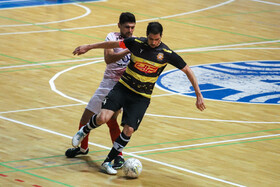 دیدار تیم‌های فوتسال گیتی پسند اصفهان و کراپ الوند قزوین