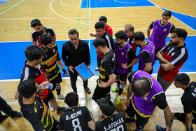 دیدار تیم‌های فوتسال گیتی پسند اصفهان و کراپ الوند قزوین