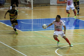 دیدار تیم‌های فوتسال گیتی پسند اصفهان و کراپ الوند قزوین