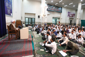 آیت الله مصباح یزدی