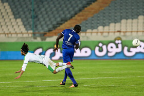 هفته دهم لیگ برتر فوتبال، آلومینیوم  - استقلال