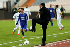 هفته دهم لیگ برتر فوتبال، آلومینیوم  - استقلال