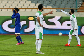 هفته دهم لیگ برتر فوتبال، آلومینیوم  - استقلال