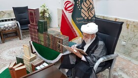 آیت الله جنتی بخشی از کتابخانه خود را اهدا کرد 