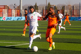 دیدار تیم‌های فوتبال مس رفسنجان و ماشین‌سازی تبریز