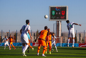 دیدار تیم‌های فوتبال مس رفسنجان و ماشین‌سازی تبریز