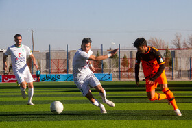 دیدار تیم‌های فوتبال مس رفسنجان و ماشین‌سازی تبریز