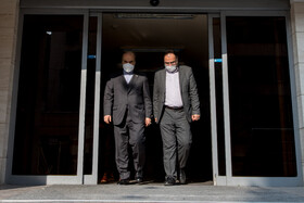 علی متقیان مدیرعامل خبرگزاری ایسنا و  مسعود سلطانی‌فر، وزیر ورزش و جوانان 