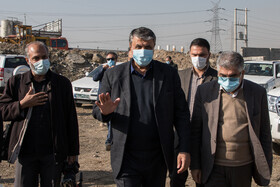 حمیدرضا طیبی رئیس جهاد دانشگاهی و محمد اسلامی وزیر راه و شهرسازی در مراسم رونمایی از سنگ بنای مرکز تحقیقات پیش بالینی پزشکی باز ساختی رویان