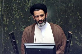 حسینی کیا: نظام دریافت حقوق بازنشستگان اصلاح شود