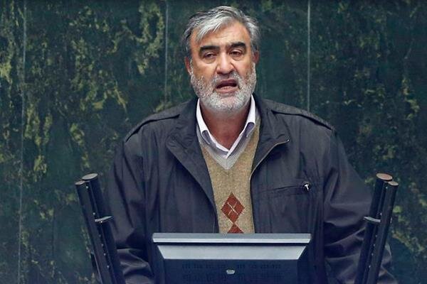 عزیزی: مردم برای مبارزه با کرونا همکاری کنند عزیزی: مردم برای مبارزه با کرونا همکاری کنند