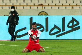 دیدار تیم‌های فوتبال پرسپولیس و فولاد