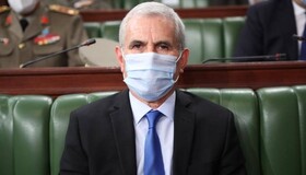 وزیر دفاع تونس: عناصر تروریستی از تظاهرات مردمی سوء‌استفاده می‌کنند