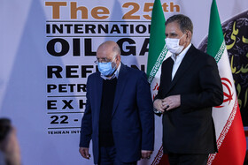 بازدید اسحاق جهانگیری، معاون اول ریاست جمهوری از نمایشگاه نفت، گاز، پالایش و پتروشیمی