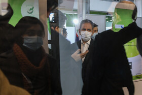بازدید اسحاق جهانگیری، معاون اول ریاست جمهوری از نمایشگاه نفت، گاز، پالایش و پتروشیمی