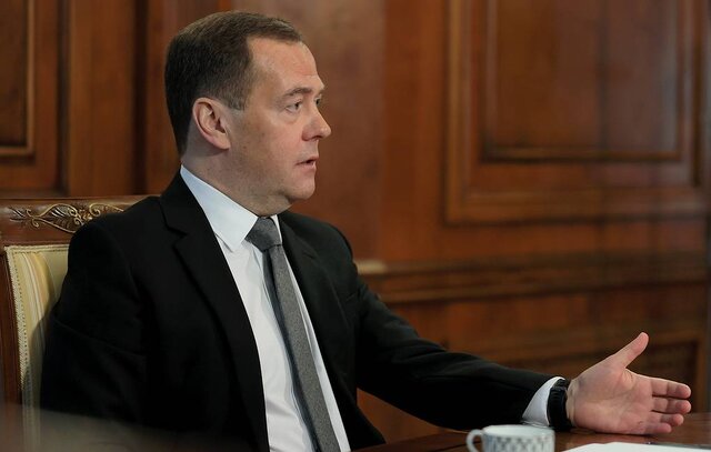 مدودف: روابط دوجانبه در دوران ترامپ ناامیدکننده بود/تیم بایدن هم چندان دوستانه نیست