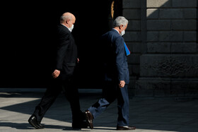 منصور غلامی وزیر علوم  و عیسی کلانتری در جلسه هیات دولت - ۱۵ بهمن