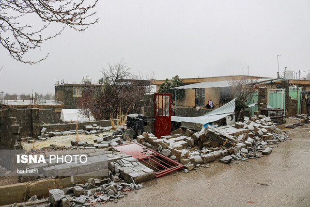 همدردی "سردار آزمون" با زلزلهزدگان سیسختی همدردی "سردار آزمون" با زلزلهزدگان سیسختی