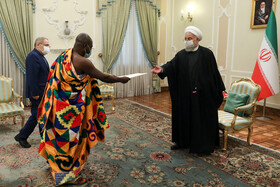 تقدیم استوارنامه سفرای جدید به رییسجمهور